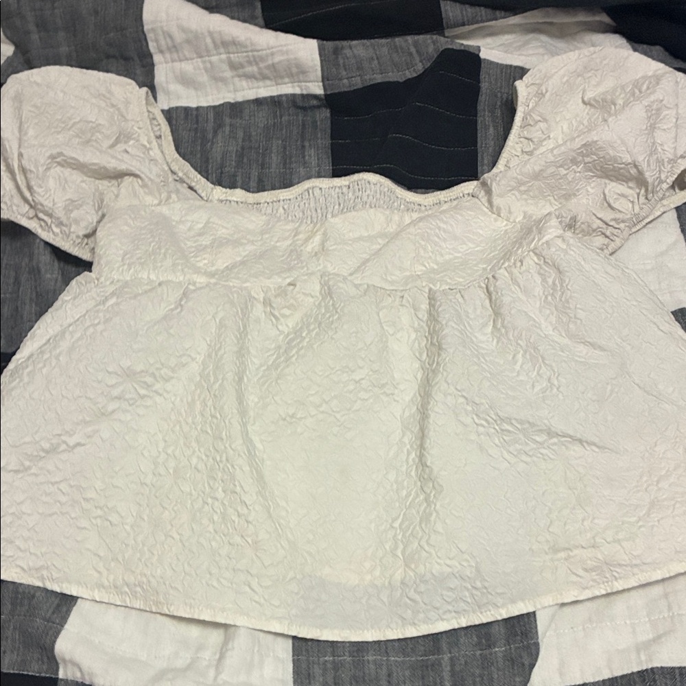 Amazon Cream Women's Blouse